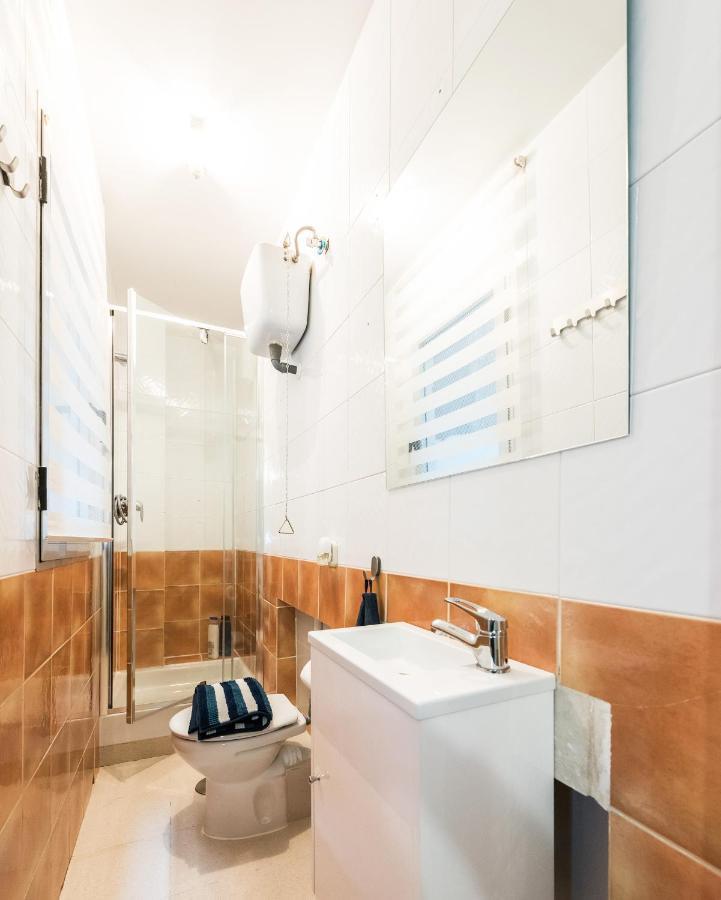 Apartament Puerta Del Sol Arrendamiento De Temporada Madryt Zewnętrze zdjęcie