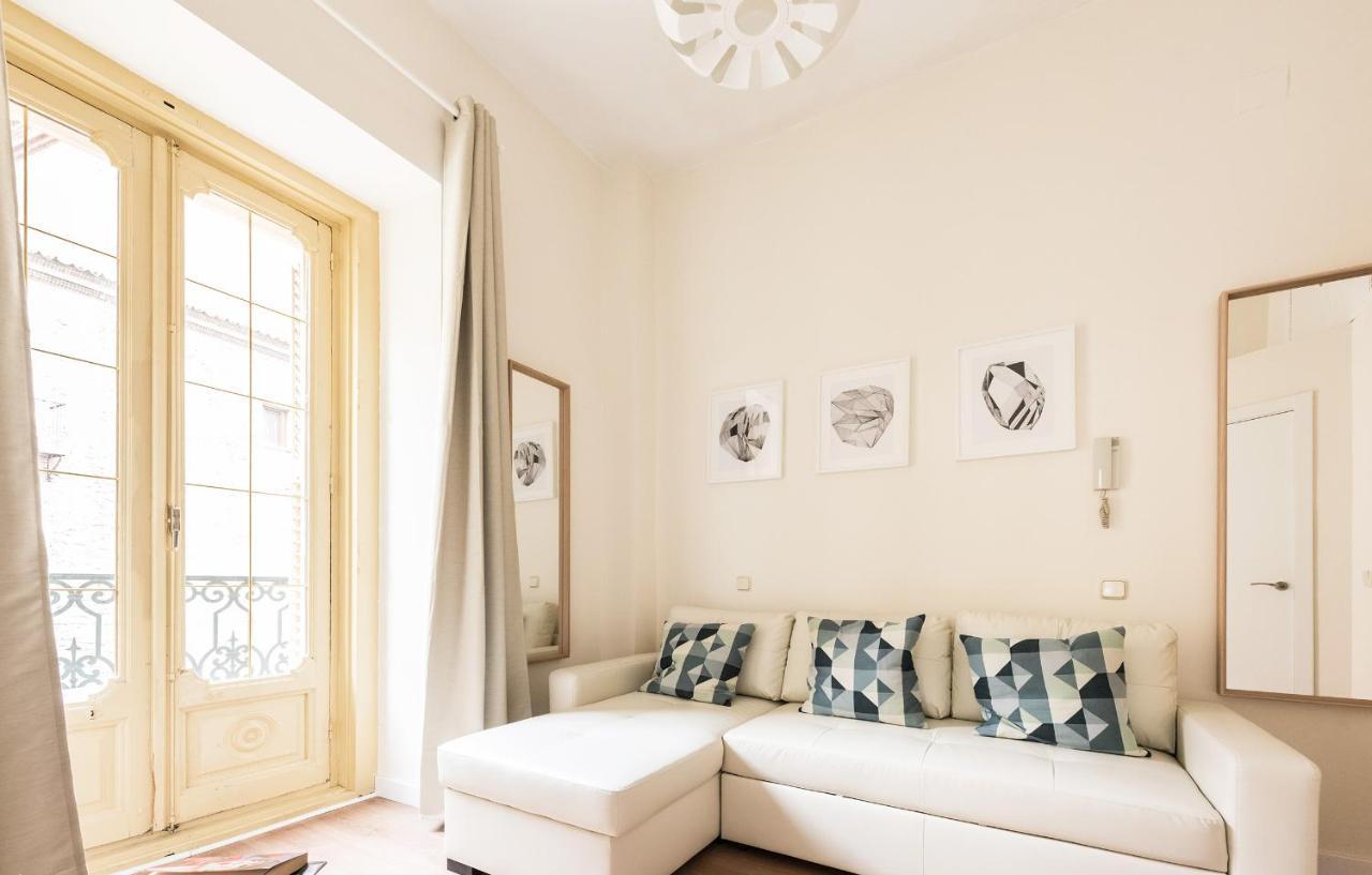 Apartament Puerta Del Sol Arrendamiento De Temporada Madryt Zewnętrze zdjęcie